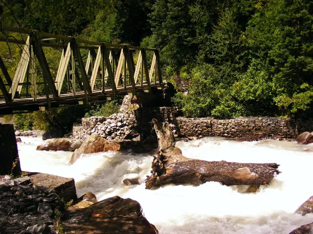 The Pushpawati bridge, gateway to the valley